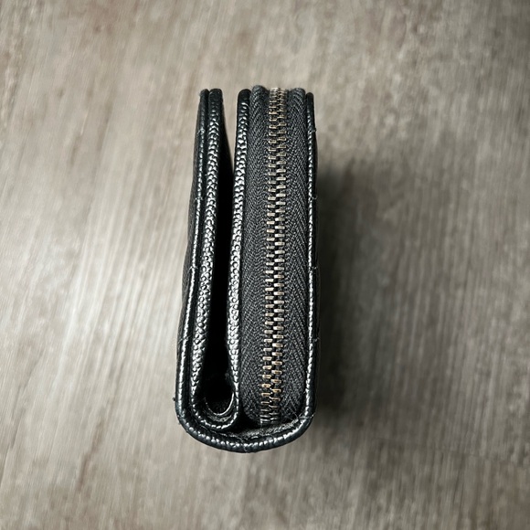 YSL Saint Laurent Cassandra Compact Wallet Black Calfskin Leather Black Hardware - Picture 4 of 15